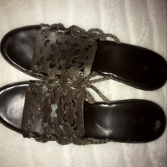 Genuine Leather a.n.a wedges - Picture 2 of 3